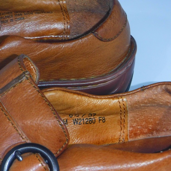 Born  Brown Leather Clogs with Faux Buckle 6.5M - Picture 4 of 7